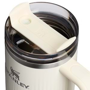 Stanley Quencher 30 Oz Fluted Cream Gloss